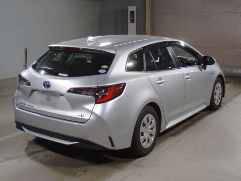 2020 Toyota Corolla Touring Wagon ZWE211W[1]