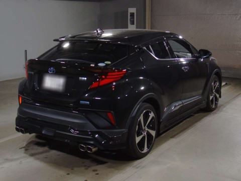 2021 Toyota C-HR ZYX11[1]