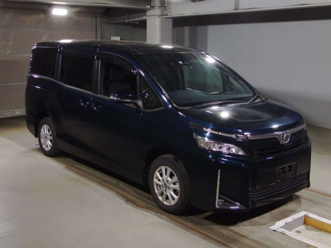 2020 Toyota Voxy ZRR80G[2]