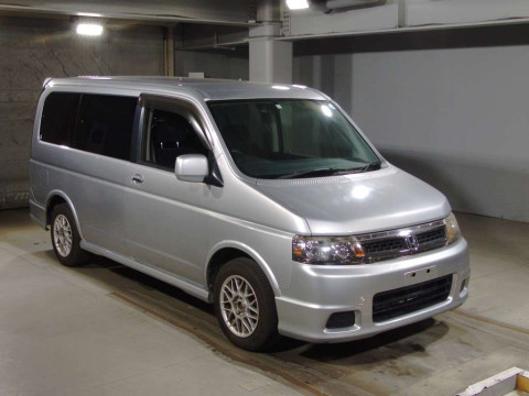 2004 Honda Step WGN RF5[2]