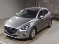 2016 Mazda Demio