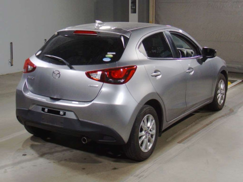 2016 Mazda Demio DJ3FS[1]