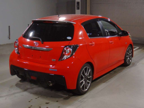 2012 Toyota Vitz NCP131[1]