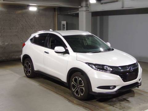 2014 Honda VEZEL RU1[2]