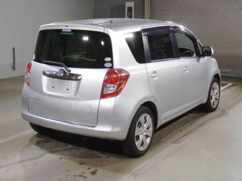 2008 Toyota Ractis SCP100[1]