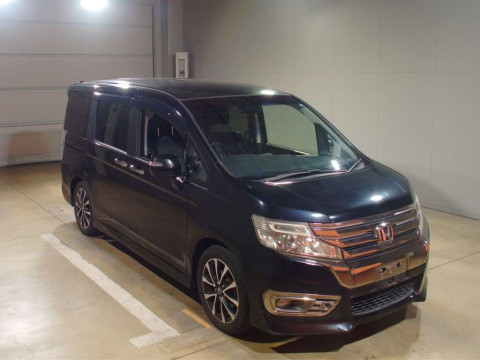 2013 Honda Step WGN Spada RK5[2]