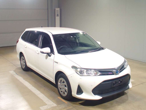 2020 Toyota Corolla Fielder NKE165G[2]