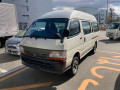 2004 Toyota Hiace Commuter