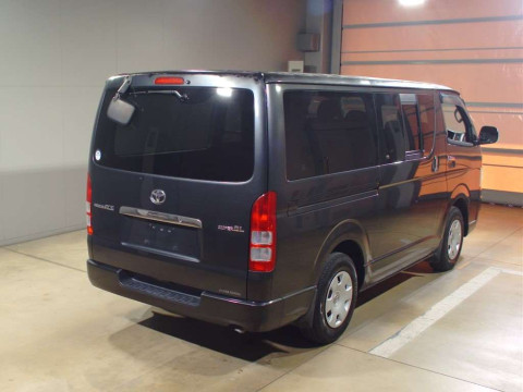 2006 Toyota Regiusace Van KDH200V[1]