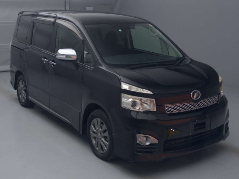 2012 Toyota Voxy ZRR70W[2]