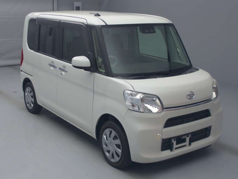 2017 Daihatsu Tanto LA600S[2]