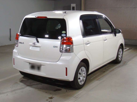 2012 Toyota Spade NSP140[1]