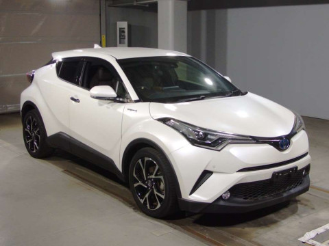 2018 Toyota C-HR ZYX10[2]