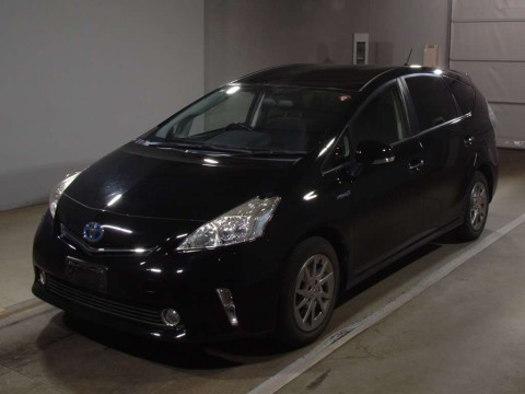 2014 Toyota Prius alpha ZVW41W[0]