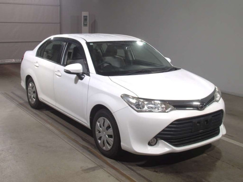 2016 Toyota Corolla Axio NRE161[2]