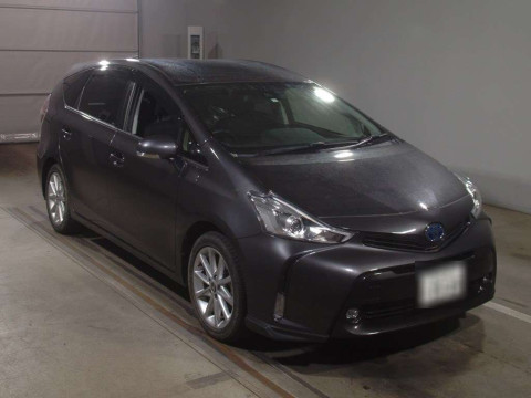 2021 Toyota Prius alpha ZVW40W[2]