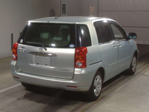 2005 Toyota Raum NCZ20[1]