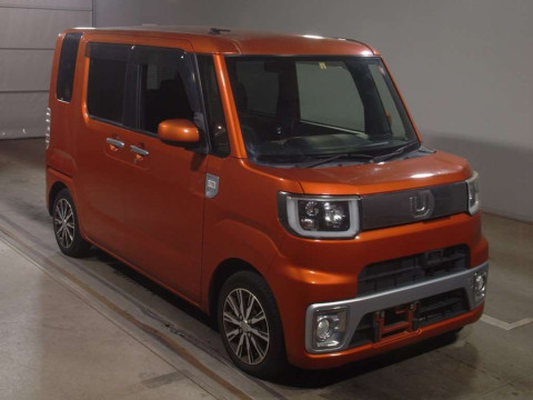 2016 Daihatsu Wake LA700S[2]