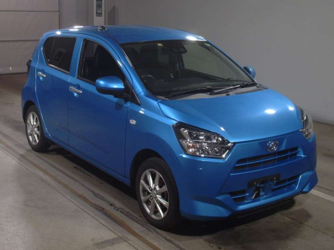 2022 Daihatsu Mira es LA350S[2]