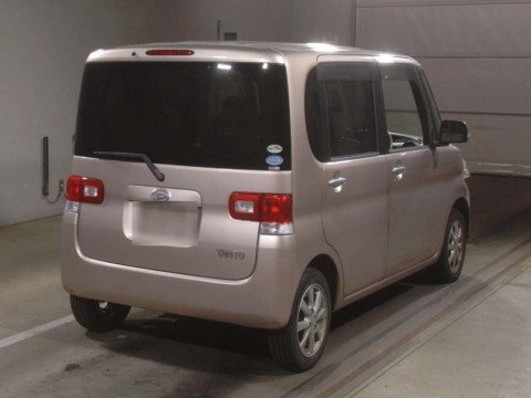 2010 Daihatsu Tanto L375S[1]