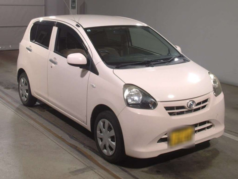 2012 Daihatsu Mira es LA300S[2]