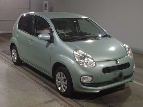 2014 Toyota Passo KGC30[2]