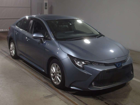 2020 Toyota Corolla Sedan ZWE211[2]