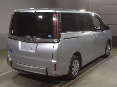 2017 Toyota Noah ZRR80G[1]