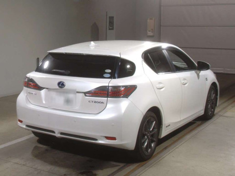 2011 Lexus CT ZWA10[1]