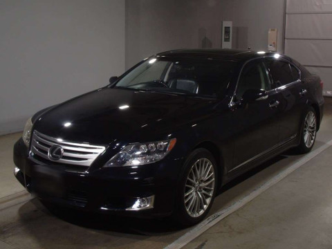 2010 Lexus LS UVF45[0]