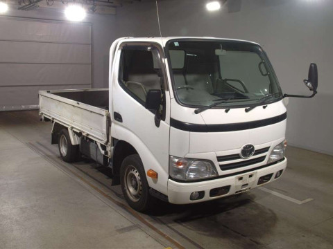 2015 Toyota Dyna Truck KDY221[2]