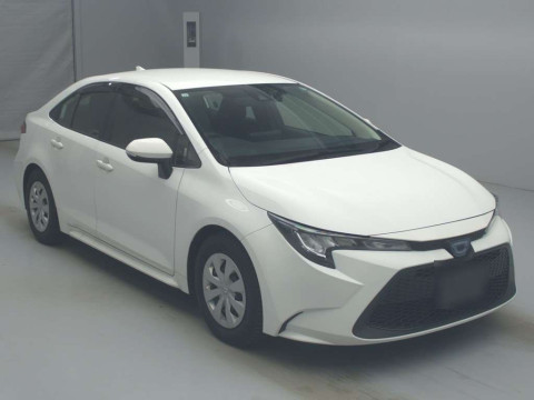 2021 Toyota Corolla Sedan ZWE214[2]