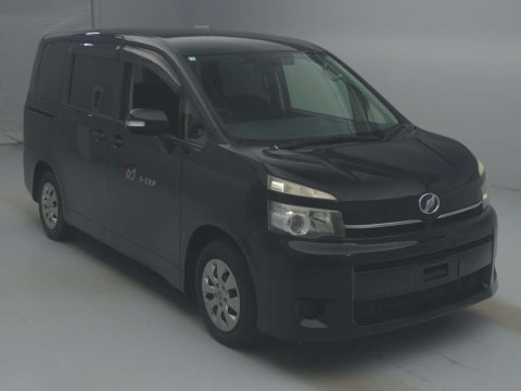 2012 Toyota Voxy ZRR70G[2]