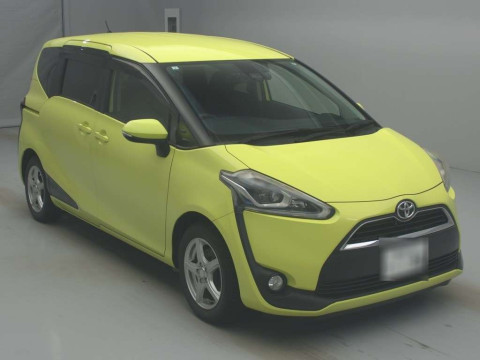 2017 Toyota Sienta NSP170G[2]