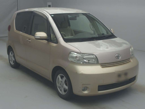 2009 Toyota Porte NNP11[2]