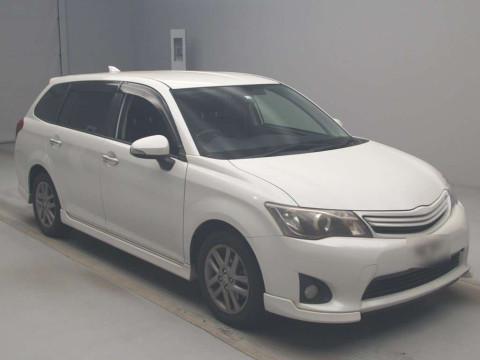 2014 Toyota Corolla Fielder ZRE162G[2]