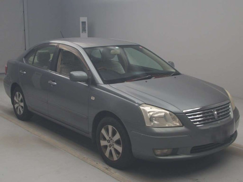 2002 Toyota Premio ZZT240[2]