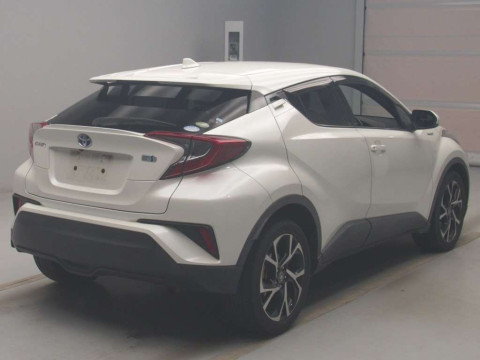 2018 Toyota C-HR ZYX10[1]