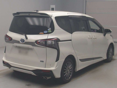 2018 Toyota Sienta NHP170G[1]