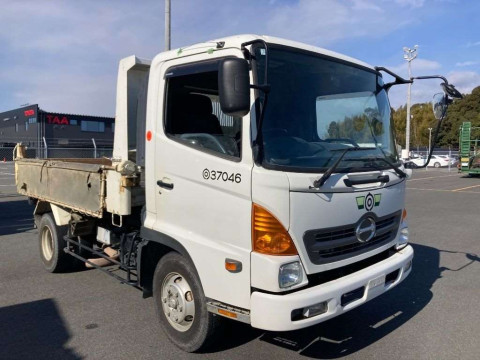 2009 Hino RANGER FC7JCYA[2]