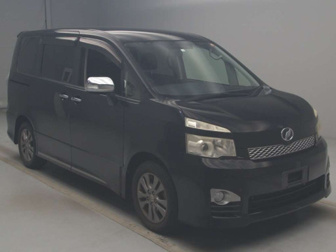 2012 Toyota Voxy ZRR70W[2]