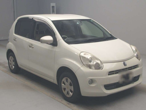 2012 Toyota Passo KGC30[2]