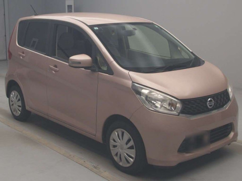 2015 Nissan DAYZ B21W[2]