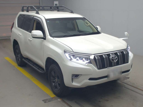 2014 Toyota Land Cruiser Prado TRJ150W[2]