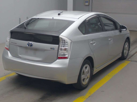 2010 Toyota Prius ZVW30[1]