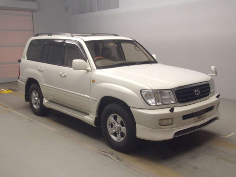 2001 Toyota Land Cruiser 100 UZJ100W[2]