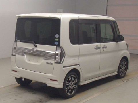 2016 Daihatsu Tanto LA600S[1]