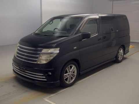 2004 Nissan Elgrand E51[0]