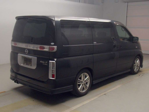 2004 Nissan Elgrand E51[1]