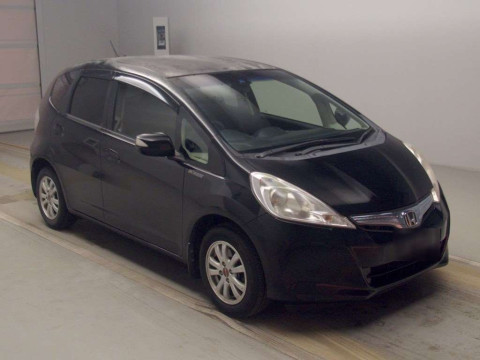 2012 Honda Fit Hybrid GP1[2]